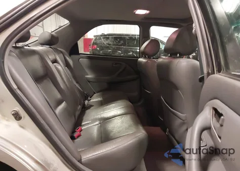 2000 Toyota Camry Le V6 from USA, damaged, VIN 4T1BF22K3YU097731